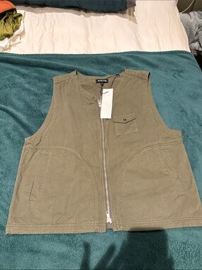 KOTN Olive Green Utility Zip Vest